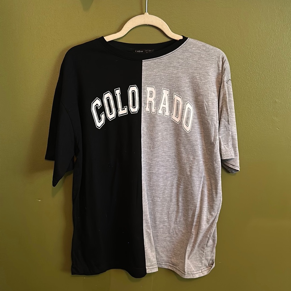 Shein size S Colorado split colored oversized tee